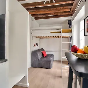 Apartamento Lovely Mezzanine In The Heart Of 3m, París