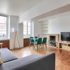 Appartement Luxurious 3 Bedrooms Le Marais Beauregard Free Netflix
